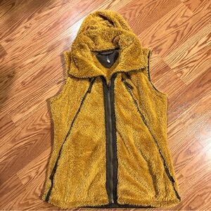 Kuhl Flight Vest Golden Brown Sherpa Fleece Hooded with Pockets size L
